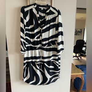 Diane Von Furstenberg black/white print dress - 8